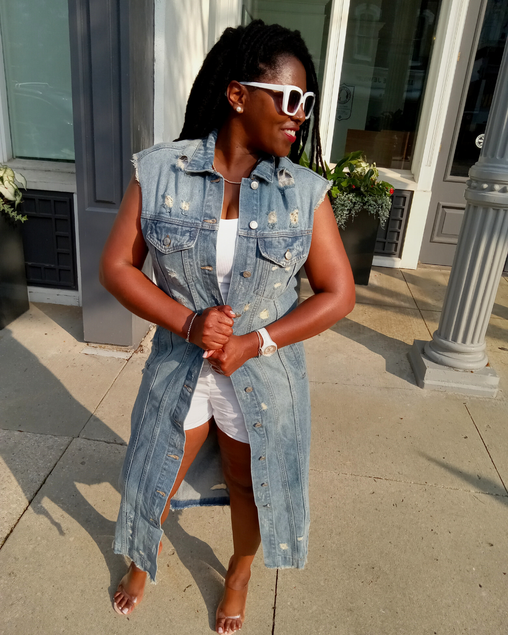 Women's Sleeveless Long Distressed Denim Jacket Vest